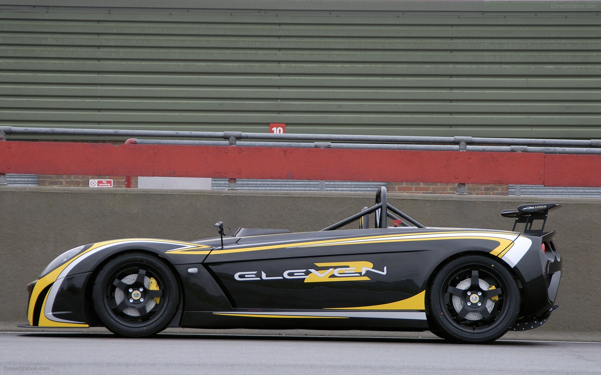 Lotus 2 Eleven